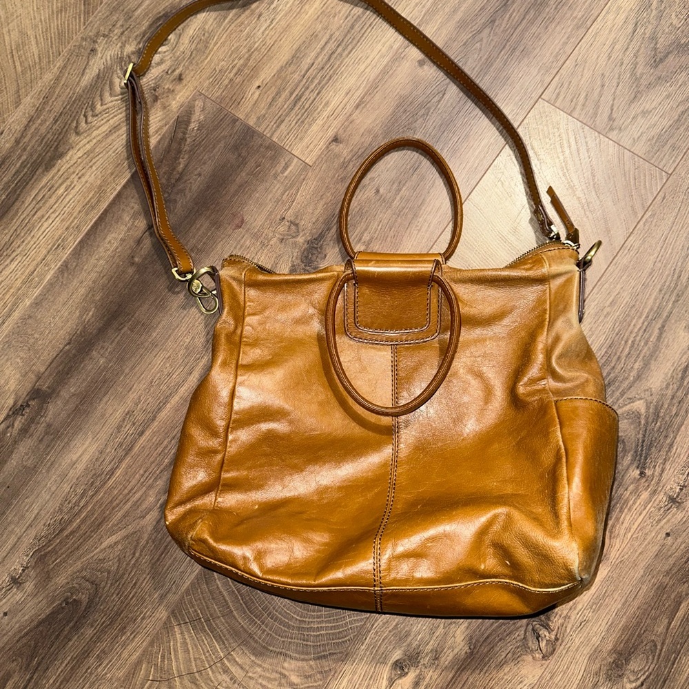 Hobo Sheila Tote Light Brown Satchel Bag Leather Double Handle